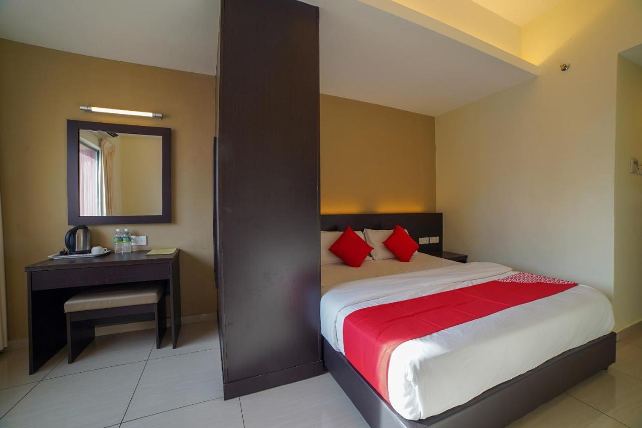 Oyo 89531 Villa Hotel Segamat Exteriér fotografie