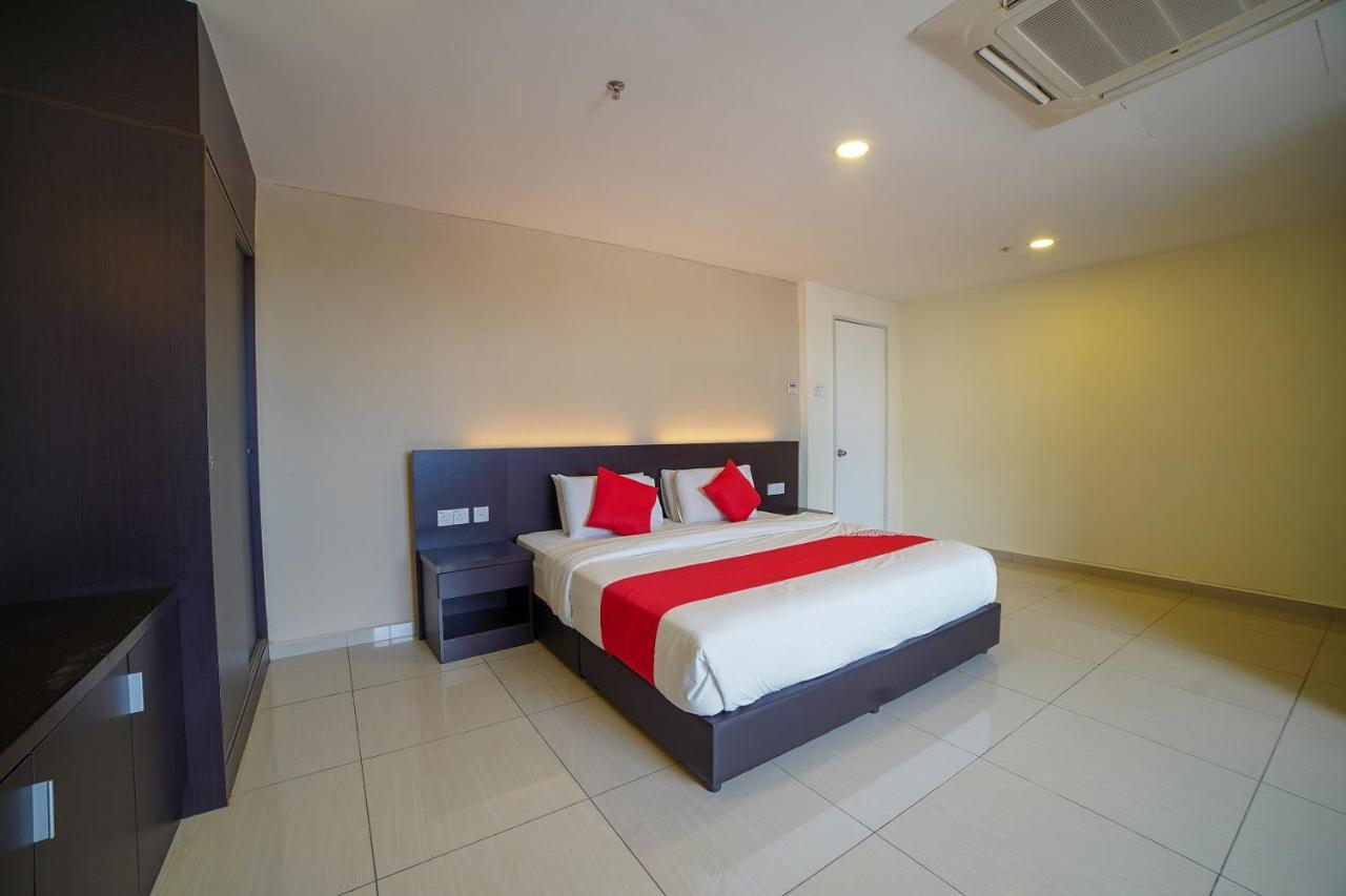 Oyo 89531 Villa Hotel Segamat Exteriér fotografie