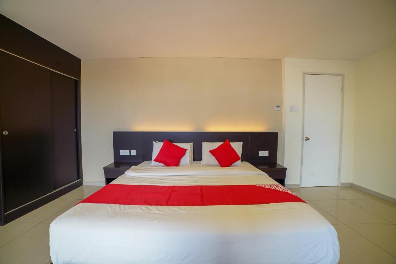 Oyo 89531 Villa Hotel Segamat Exteriér fotografie