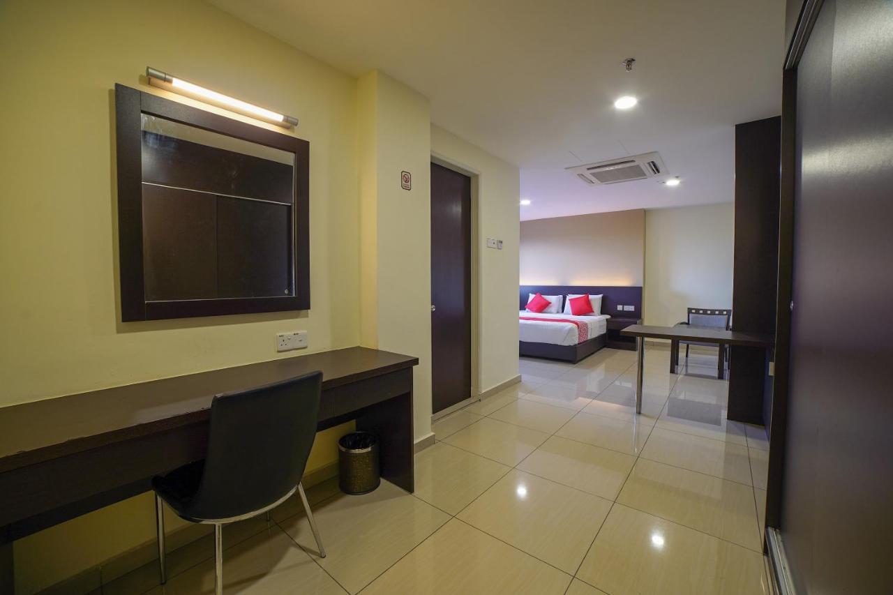 Oyo 89531 Villa Hotel Segamat Exteriér fotografie