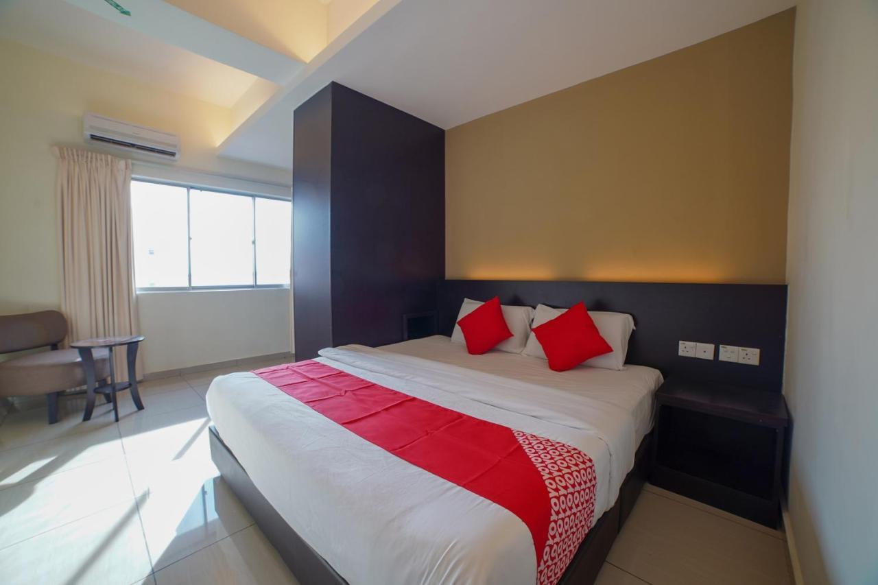 Oyo 89531 Villa Hotel Segamat Exteriér fotografie